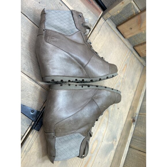 Merrell Womens Wedge Ankle Boots Size 8 Khaki Gray Leather & Suede - Picture 6 of 11